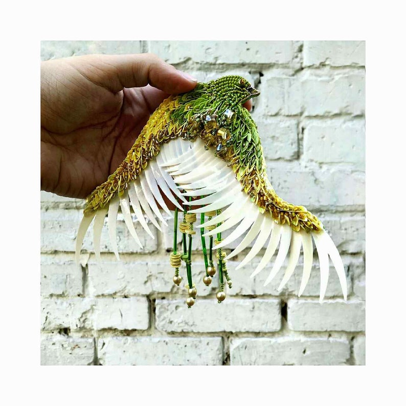 Bird beaded brooch pin, Beaded Jewelry, Rhinestones pin, personalized gift for mom, Mom gift ideas, gift for bird lovers, gifts under 100 Green
