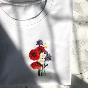 Embroidered tee, Floral Hand embroidery, High quality shirt, holiday apparel image 6