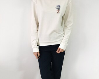 【GRAVER】23FW★ White Odd Flower Embroidery Sweatshirt UNISEX] White odd flower embroidery hoodie - GRAVER | 60