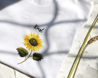 Unique Mothers day gift, Sunflower embroidery shirt, Birth Flower tee, Personalized gift for mom, Fashion Mother's day gift, Hand embroidery