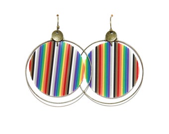 Multicolored recycled electronic wires hoops