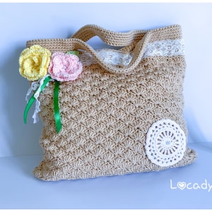 Beige Tasche mit Spitze und Blumen, handgemachte Boho-Chic-Baumwolltasche, trendige Tasche für alle Gelegenheiten, weiche Handtasche, originelle Einkaufstasche
