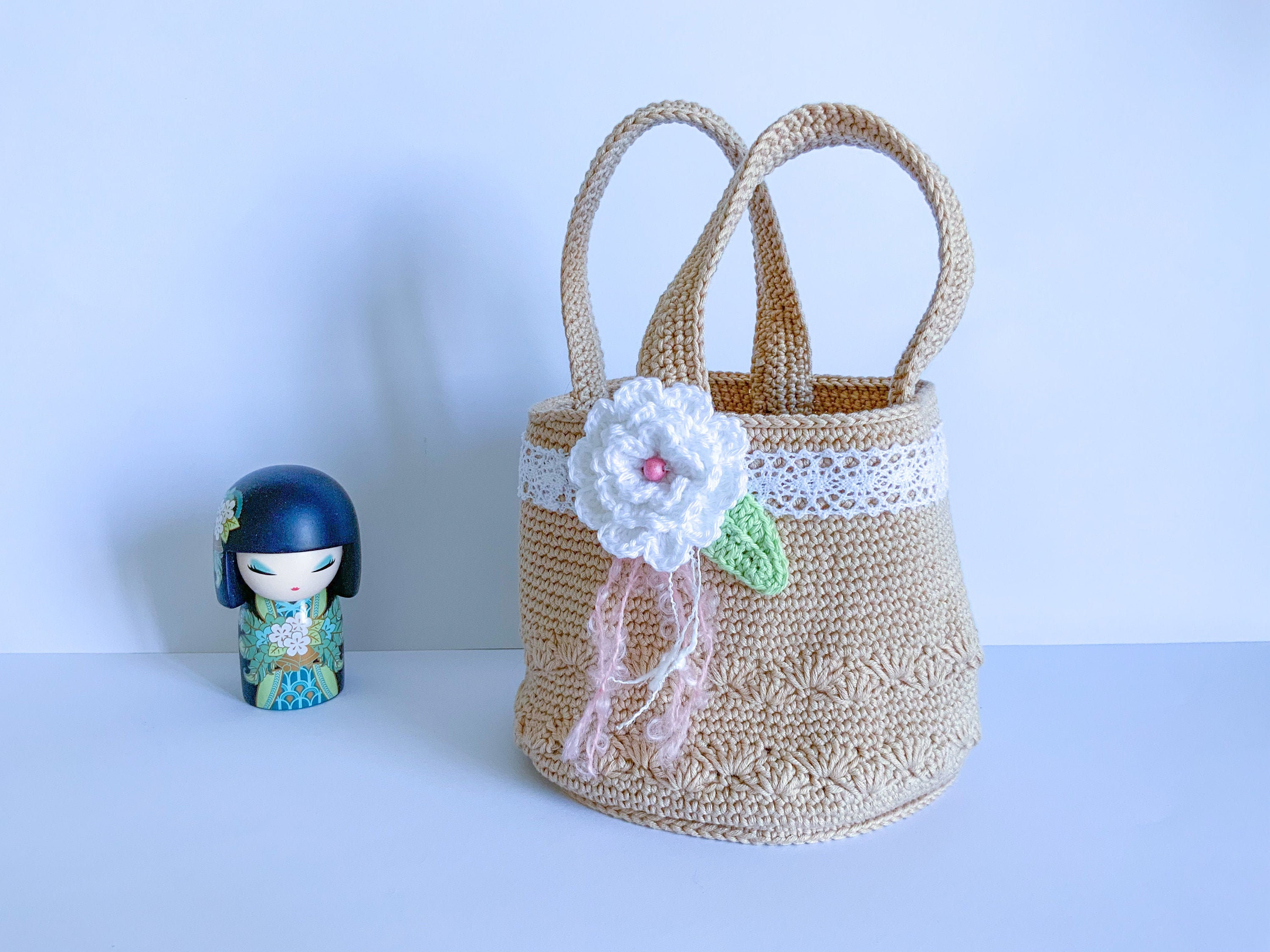 Sac Panier Hippie Chic Très Tendance, Panier Bohème avec Dentelle et Fleur, Sac Fleuri en Coton Beig