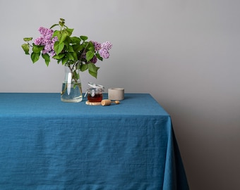 Denimblaue Leinen Tischdecke. Verschiedene Farben. Nachhaltige Oster Tischdeko. Rechteckige, quadratische Tischdecken. Tischdecke in Wunschgröße