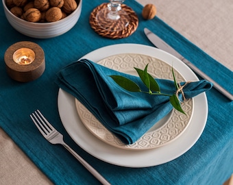 Teal blue linen napkins. Softened linen napkin set. Wedding napkins. Dinner napkins. Easter napkins. Cloth napkins. Handmade table linens