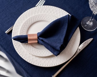 Navy blue linen napkins. Softened linen napkin set. Wedding napkins. Dinner napkins. Cloth napkins. Handmade table linens