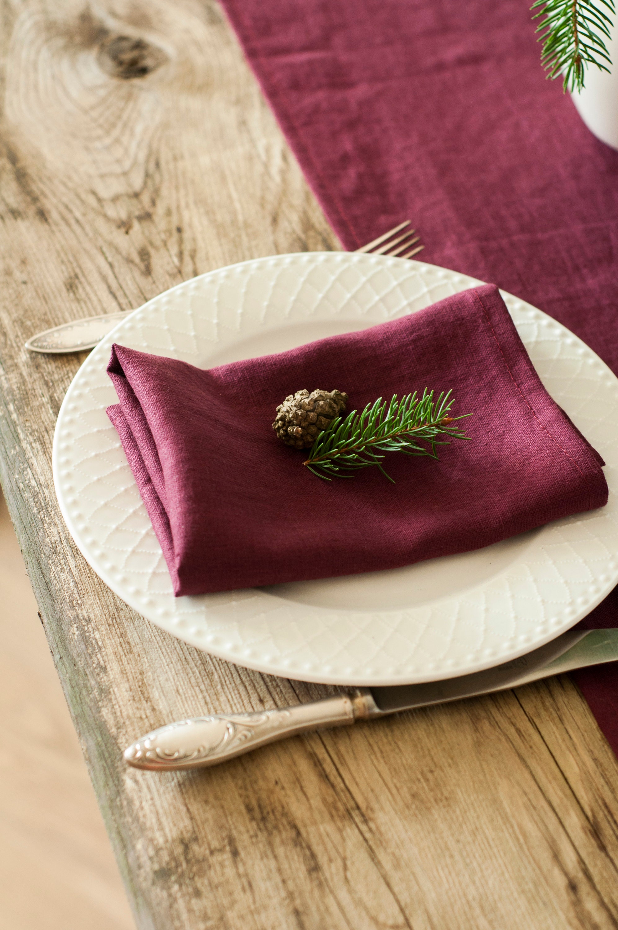 Handmade Cloth Napkins Delicate Cotton Linen Cloth Napkins with Fringe for  Dinners Parties Weddings 16 x 16 Inch Set of 12 Burgundy