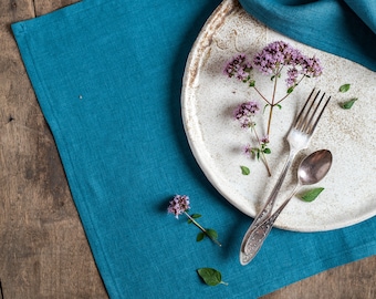 Teal blue linen placemats. Softened linen placemats set. Linen dinner placemats. Handmade table linens. Linen dinner table set