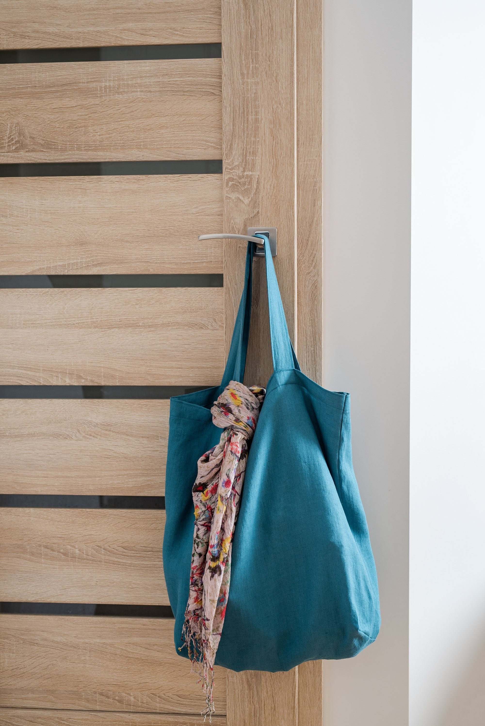 Large linen shopping bag. Teal blue linen shoulder bag. Reusable market bag. Natural linen tote bag. Beach bag. Grocery bag. Street bag