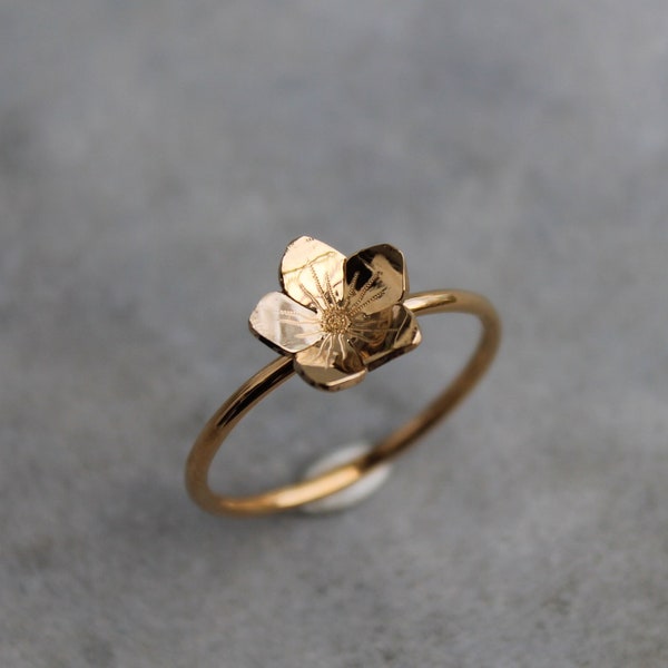 Bague fleur plaquée or