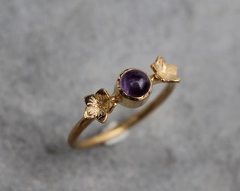 Amethyst gold-plated ring and flowers