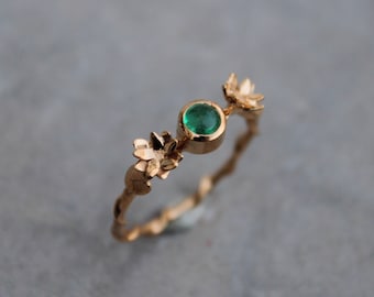 Lotus flower and emerald ring