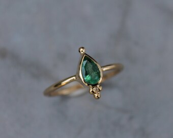 Gold and emerald plated thin ring