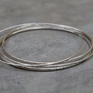 Hammered bangles in 925 silver