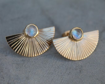 Gold-plated fan and moonstone earrings