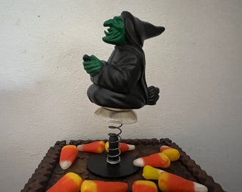 Vintage Halloween Pop-up Witch