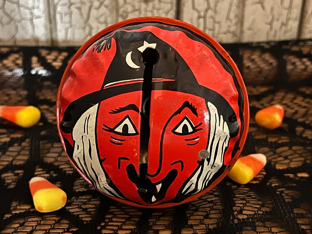 Vintage Halloween Kirchhof Noisemaker Rattle Witch Face Tin Litho