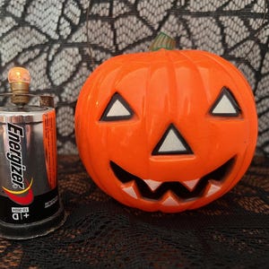 Lanterna di Halloween vintage a forma di zucca di Halloween, primi anni '50, Union Products, a batteria, JOL - Funzionante!