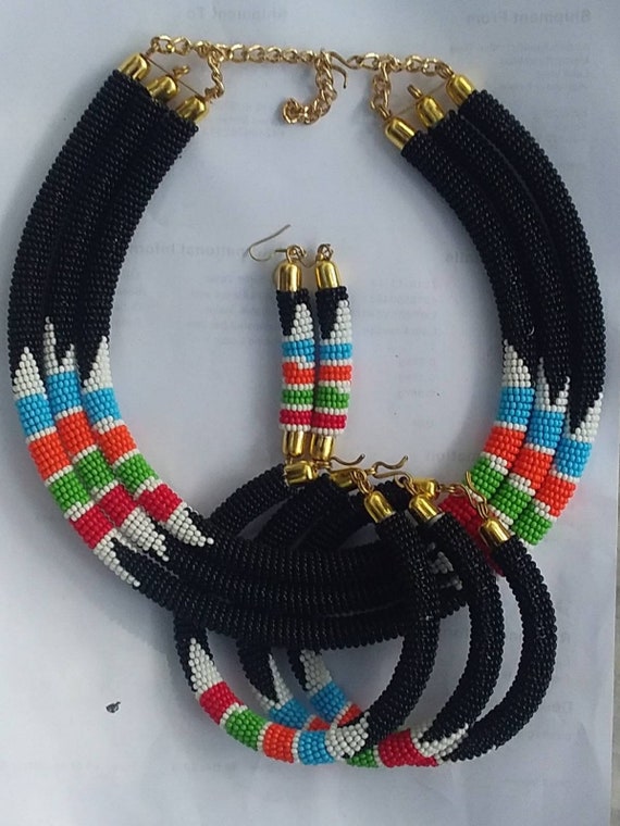 werkplaats gracht brandstof IN DE AANBIEDING Afrikaanse sieraden set Maasai kralen - Etsy Nederland