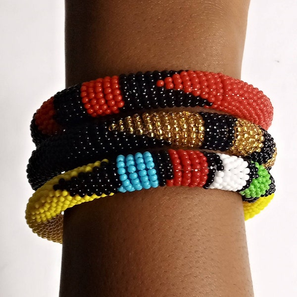 EN VENTE!!! Bracelets africains, bracelets Masaï, bracelets perlés, bracelets unisexes, cadeau pour lui et elle, bracelets 3 pièces, bracelet élégant