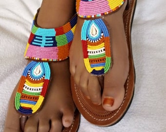 ¡¡EN VENTA!! sandalia maasai - sandalia con cuentas africanas - sandalia de Kenia - sandalia con cuentas Masai - sandalia hecha a mano - sandalia de mujer - sandalia de cuero