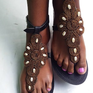 ON SALE Women shoes - beaded masai sandal - handmade sandal - leather sandal - her gift - African sandal - Kenyan sandal -Cowrieshell sandal