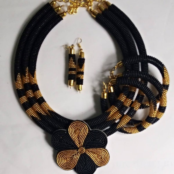 ON SALE!!! African jewelry set- Kenyan jewelry set- Maasai necklaces- Tribal jewelry set for women - women's fashion - Zulu necklaces -