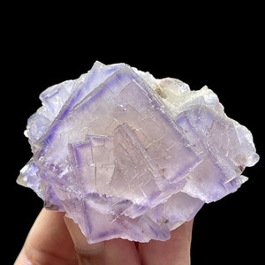 128 gram mooi gevormde fantoomfluorietkristallencluster uit Baluchistan, Pakistan, 71 * 50 * 30 mm
