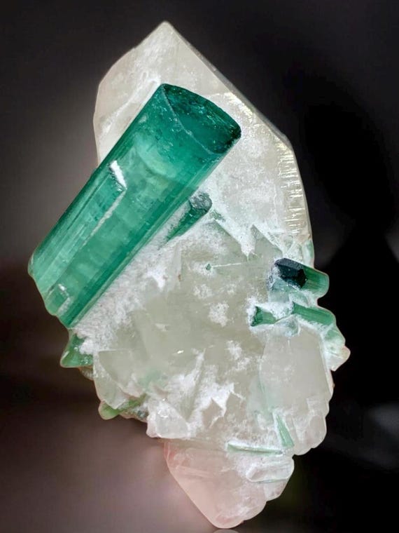 インディコライトトルマリンとクォーツの複合標本アフガニスタン産