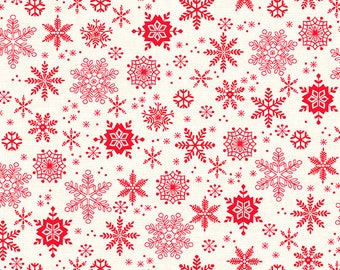 Christmas patchwork fabric representing red snowflakes on an ecru background. Scandi 23 collection distributed by Makower. 100% cotton.