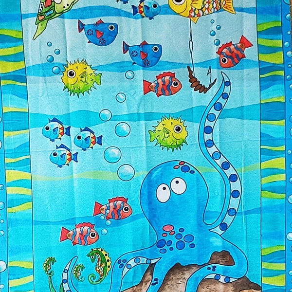 Panneau de tissu enfants représentant des animaux de la mer avec un design naïf. 100% coton.