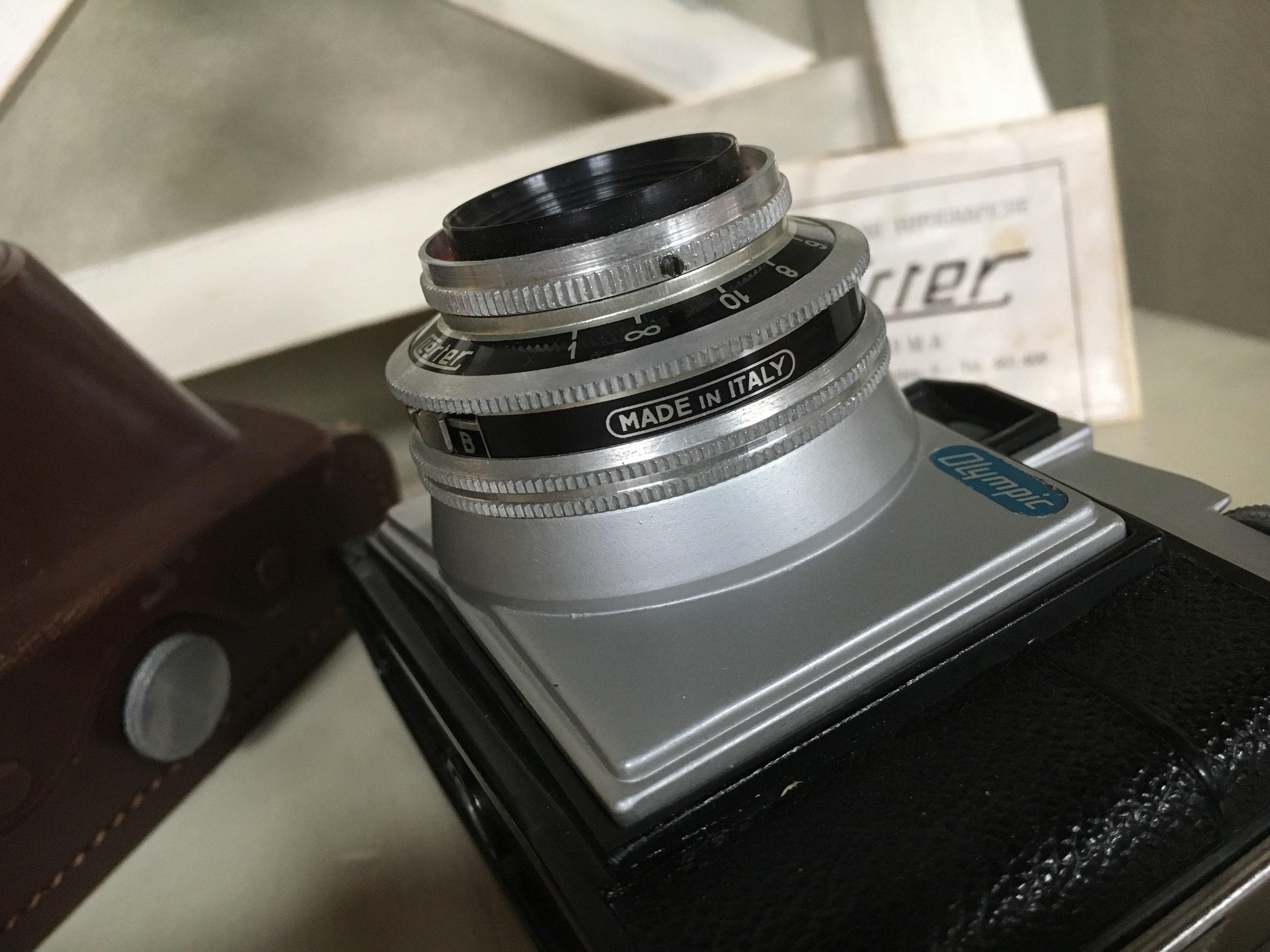 Appareil Photo Nuova Closter Sprint – Made In Italy, Avec étui Cuir