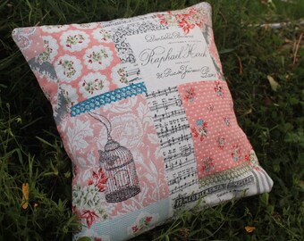 Housse de coussin rose shabby patchwork