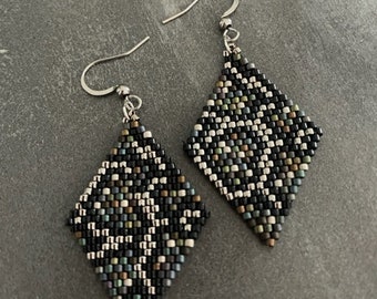 Peyote weaving miyuki pearl earrings