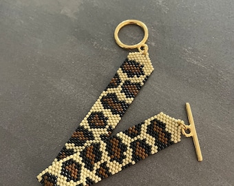 Bracelet manchette en perles Miyuki Delicas léopard