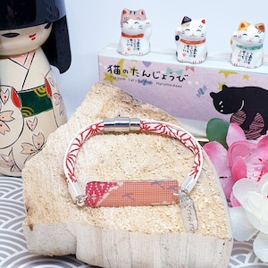 Japanische Chirimen Armband, japanische Kranmuster, rot und weiß, rot und weiß Asanoha Muster - handgemachte Harz (&#39;.&#39; =)