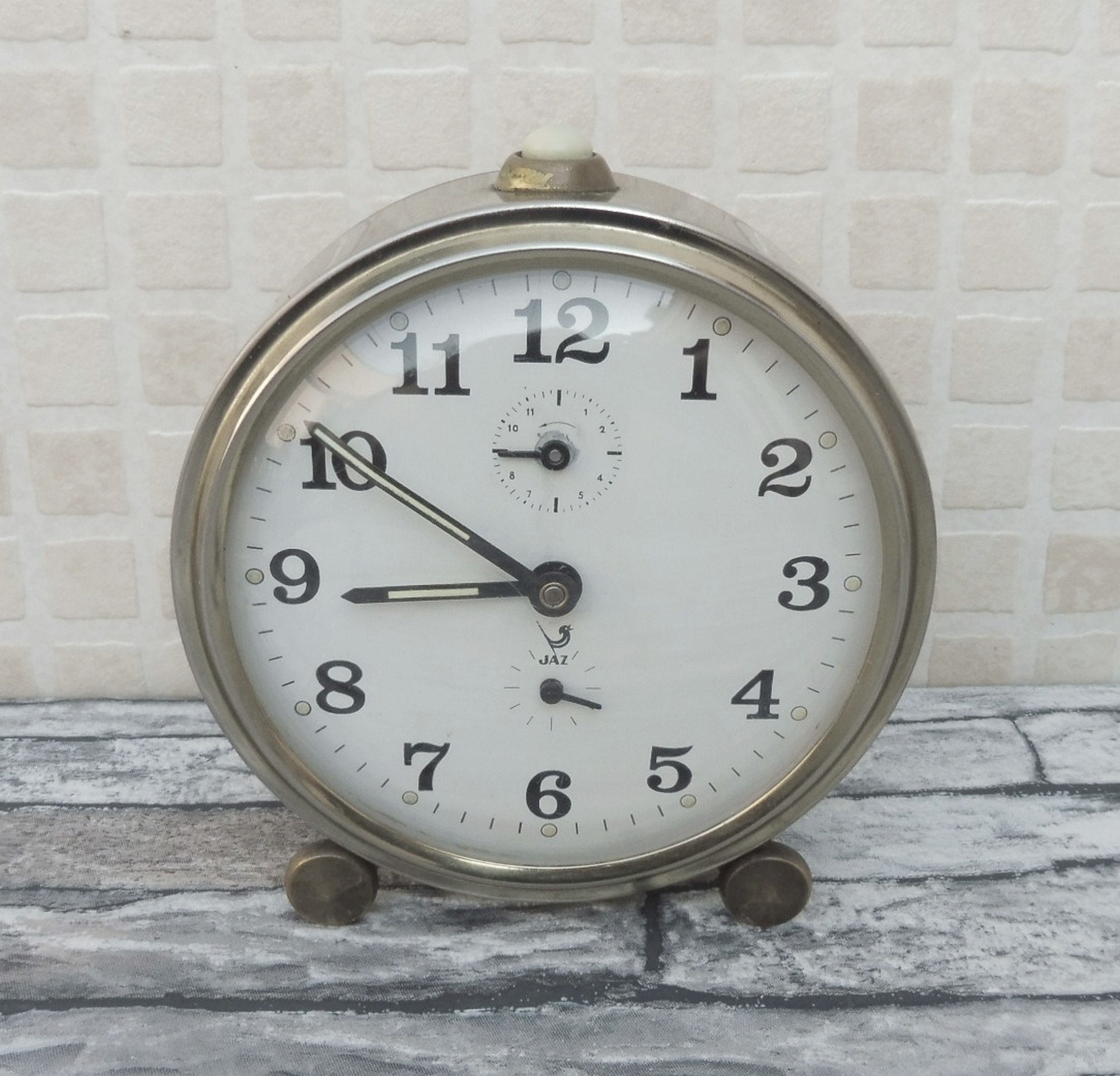 Réveil Mécanique de Marque Jaz Métal Chromé Des Années 1960 - 1970
