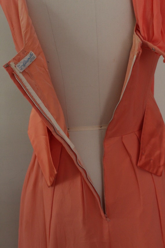 1960'S House Of Bianchi Peach Crepe Chiffon And S… - image 7