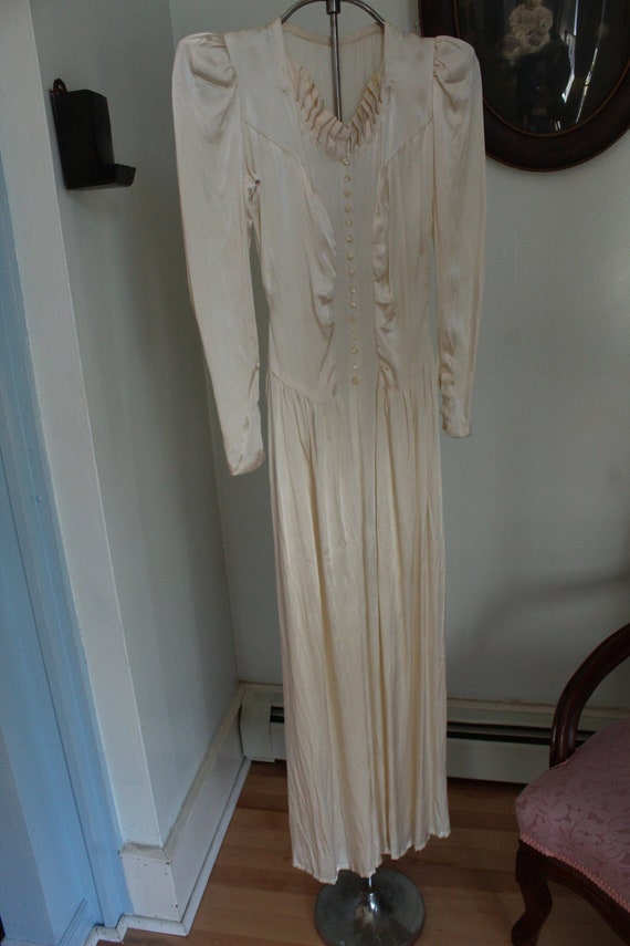 1940’s Ivory Satin Wedding Dress