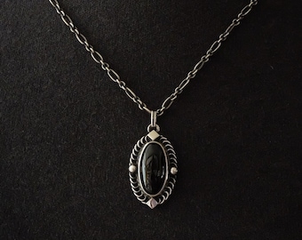   ペンダントオブザイヤー 2004 ジョージ ジェンセン スターリングシルバーペンダント オブ ザ イヤー