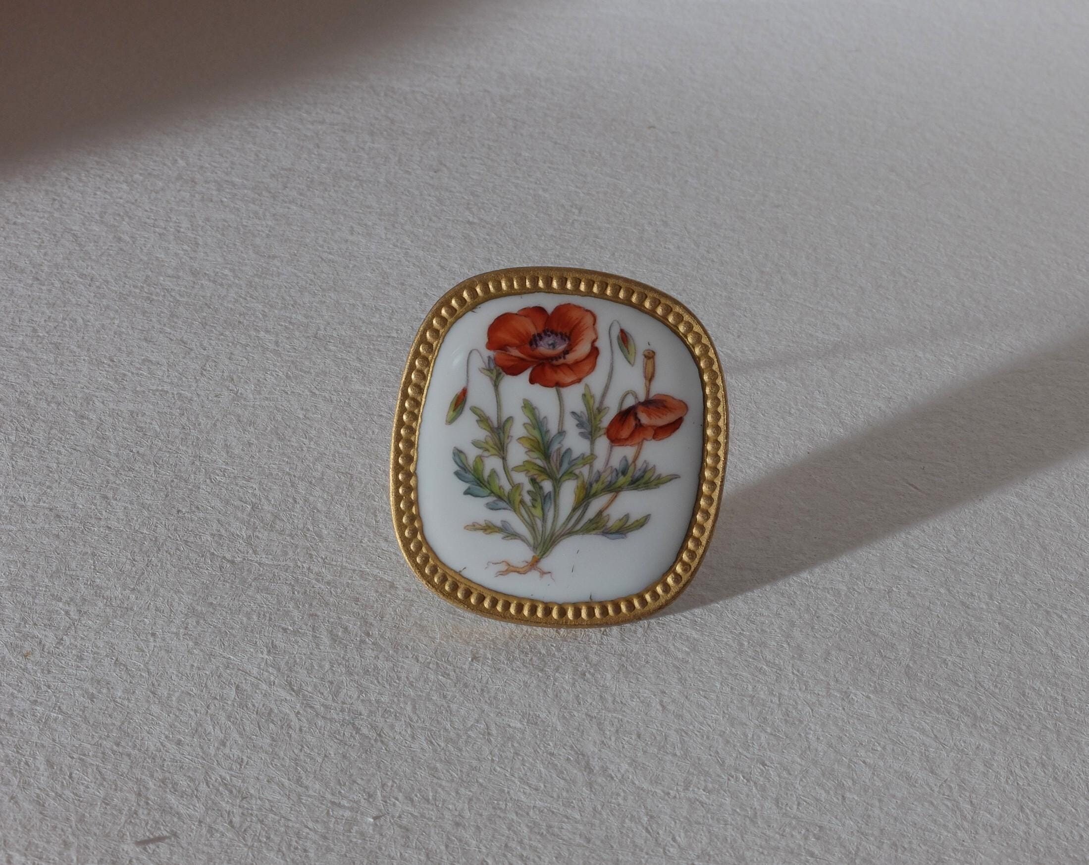 Flora danica brooch - Etsy 日本