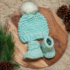 Knit Baby Hat and Booties, Infant 6-12 months, Hat with Pom, Chunky Knit Baby Beanie, Baby Booties, Baby Shower Gift