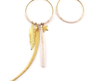 Mismatched earrings feather boho hippie tribal Aztec asymmetric star gold. B-01