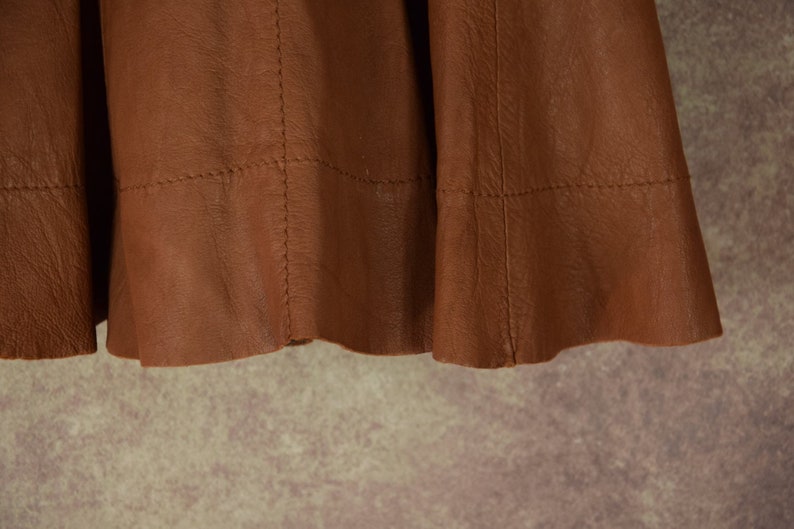 Vintage 80 /'s90 /'s camel brown short leather designer clock skirt S/_023