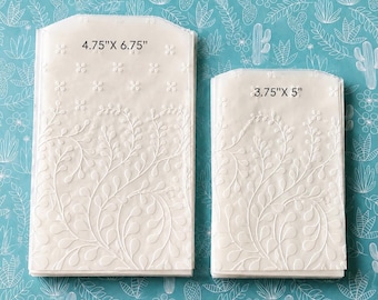 25 Vine Glassine Embossed Bags, Available in 2 Sizes