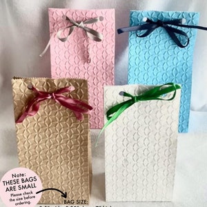 20 Kaleidoscope Bags, Embossed Ribbon Bags, Sweet 16 Party, Bridal Shower Treats, Quinceanera, Bar Mitzvah, Baby Shower, 3.5x2.25x7&quot;