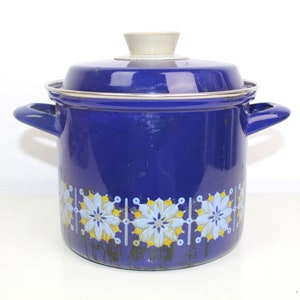 Vintage enamel pot blue | 1970s
