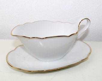 Vintage sauce boat with handle | gold rim