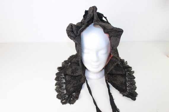 Antique costume hat for women