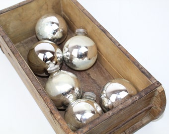 6 antique Christmas tree baubles | Glass with plastic closure | Silver | vintage | festive